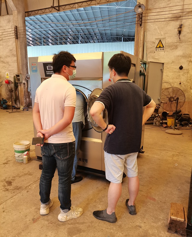 廣州工業(yè)用洗衣機生產廠家