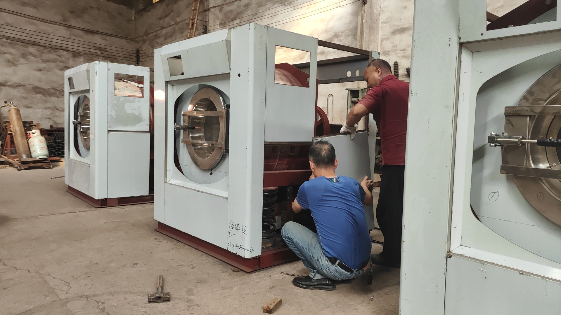 
珠江洗滌工業(yè)全自動洗衣機如何服務(wù)中山大學(xué)附屬第一醫(yī)院等知名單位？憑借專利技術(shù)與高效洗滌方案！
